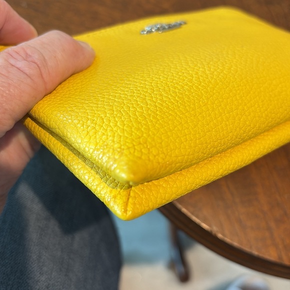 Coach Double zip wallet  6.5”w x 4”h pebbled leather  goldenrod yellow  wristlet - Picture 14 of 15